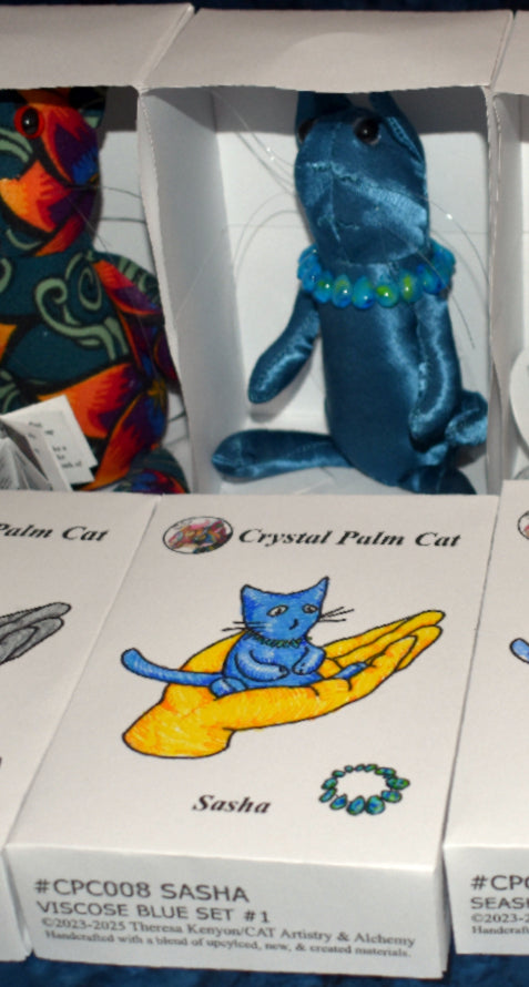 Crystal Palm Cat Sasha