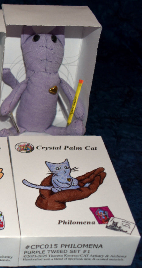 Crystal Palm Cat Philomena