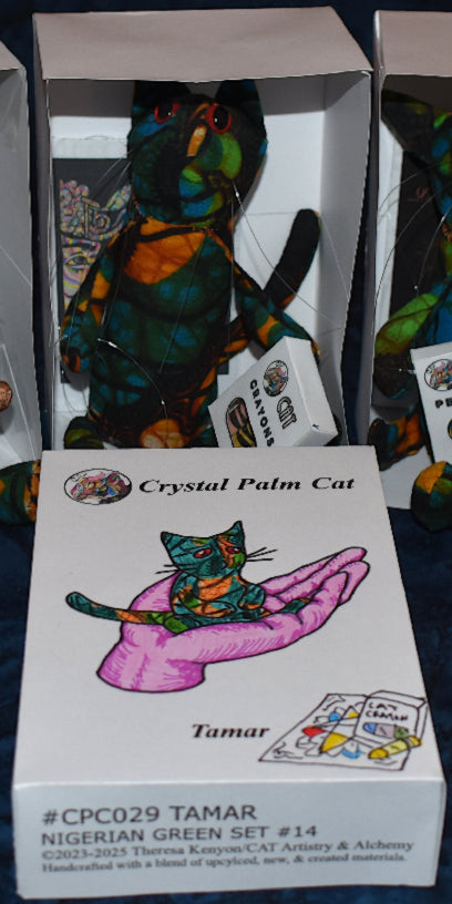 Crystal Palm Cat Tamar